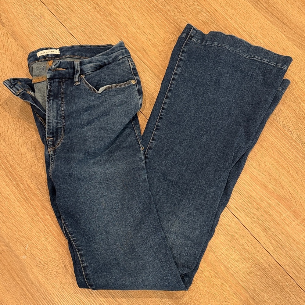 Good American Good Legs Flare Jeans